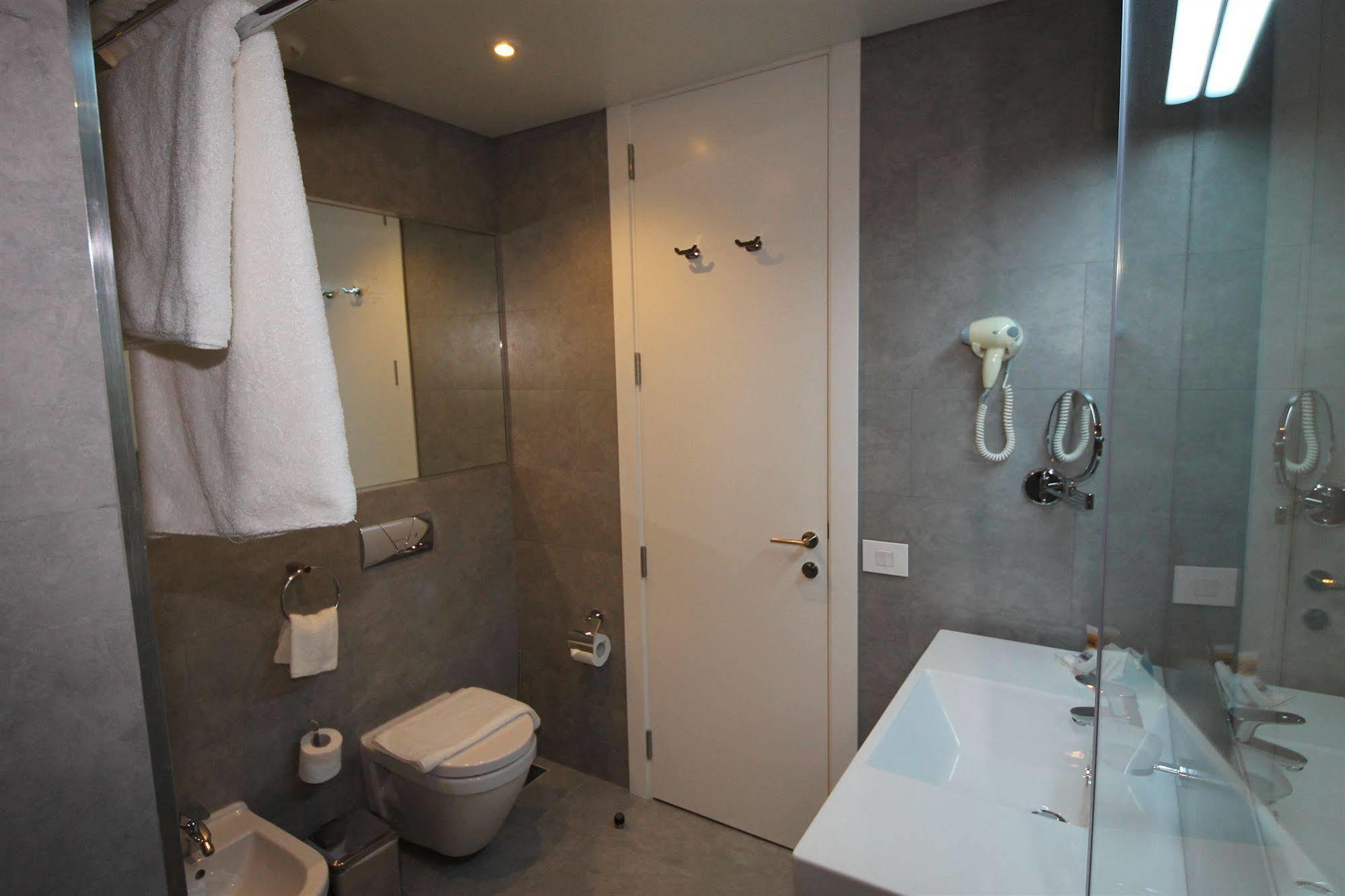 Casa D Or Hotel Beirut Bagian luar foto